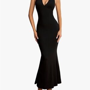 Black Bodycon Halter V Neck Maxi Dress